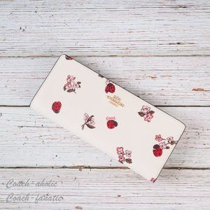 NWT Coach Slim Wallet With Ladybug Floral Print in Chalk Multi